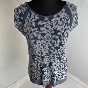 Le Phare De la Baleine navy blue short sleeve knit sweater top